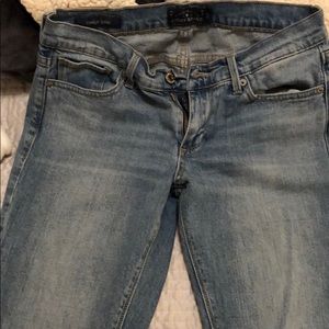 lucky jeans - charlie skinny - size 27/4